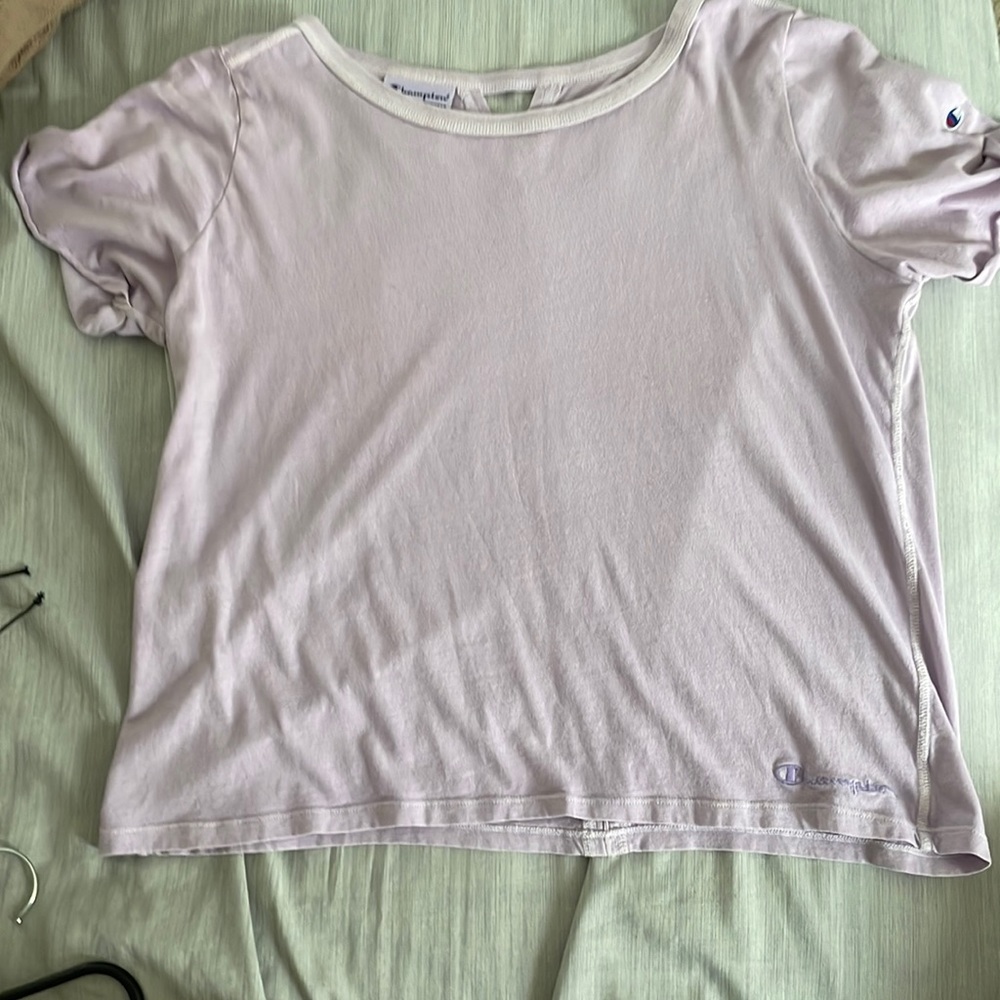 Light purple womens champion shirt size M. Worn twice, like new.
